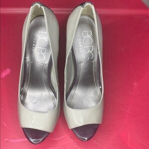 Bcbg paris color block peep to pumps